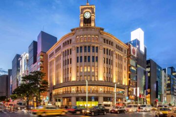 Four Seasons Hotel Tokyo At Marunouchi exterior building