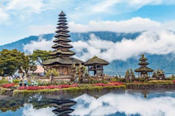 Pura Ulun Danu Bratan in Bali, Indonesia