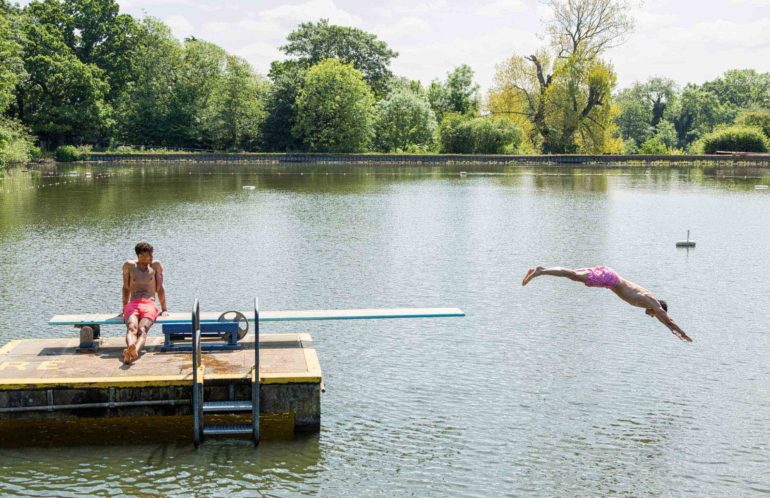 Shorts ORLEBAR BROWN and CHUCS