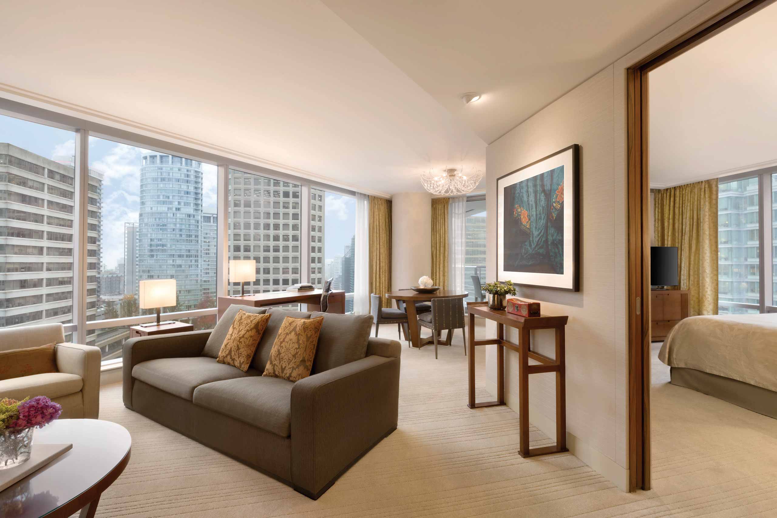 Shangri-La Vancouver suite