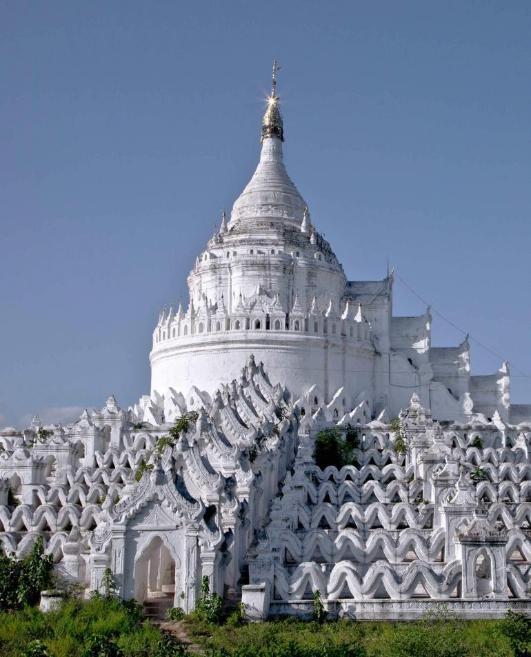 The Strand Cruise, Mandalay to Bagan, Myanmar