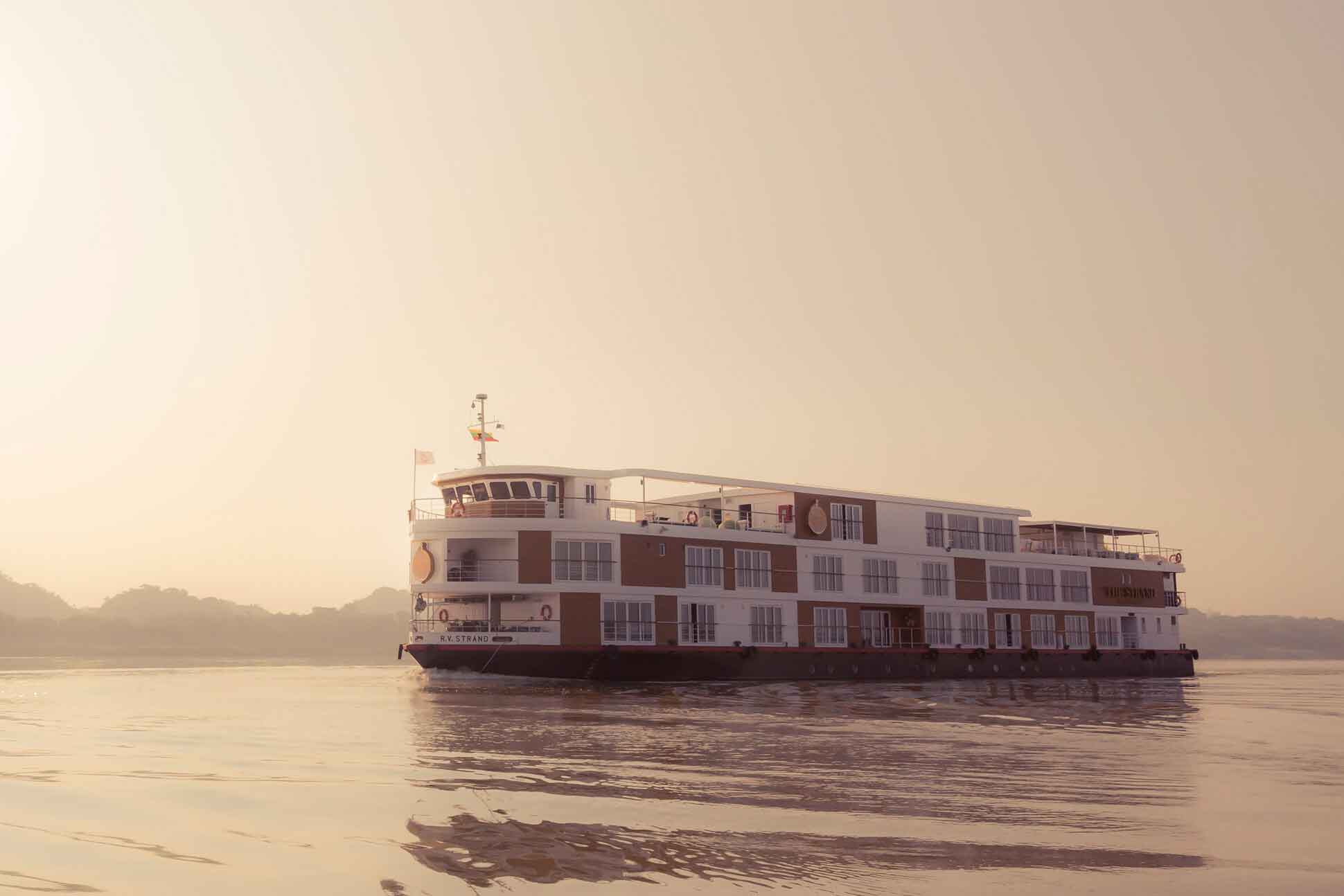 The Strand Cruise, Mandalay to Bagan, Myanmar