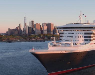 Cunard Queen Mary 2 in NYC, New York City, USA