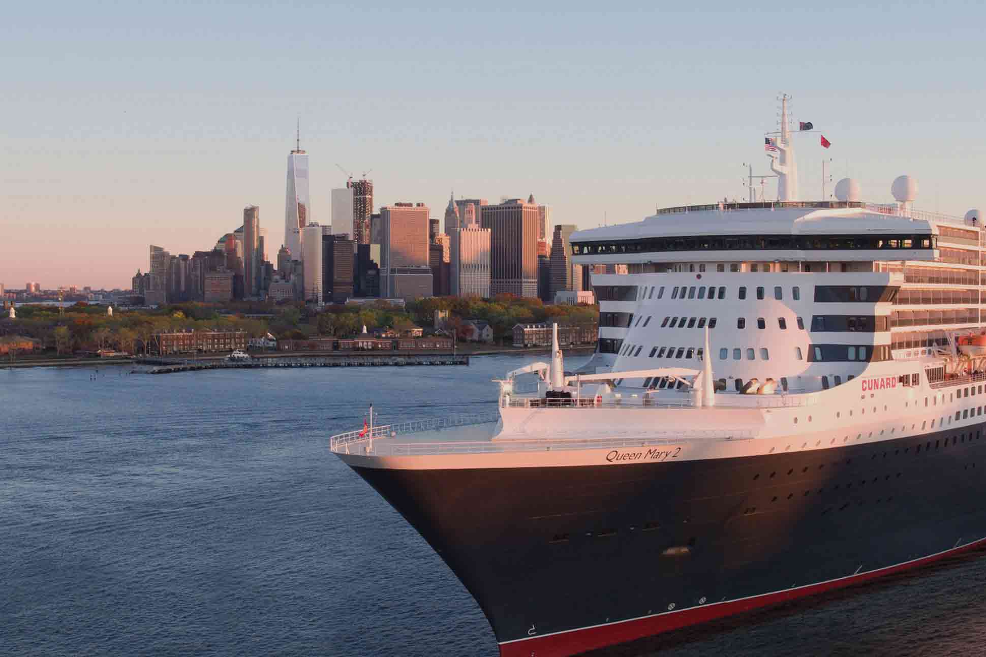 Cunard Queen Mary 2 in NYC, New York City, USA