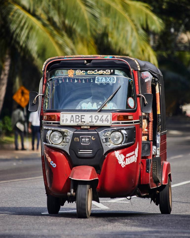 Tuk tuk in Colombo, Sri Lanka