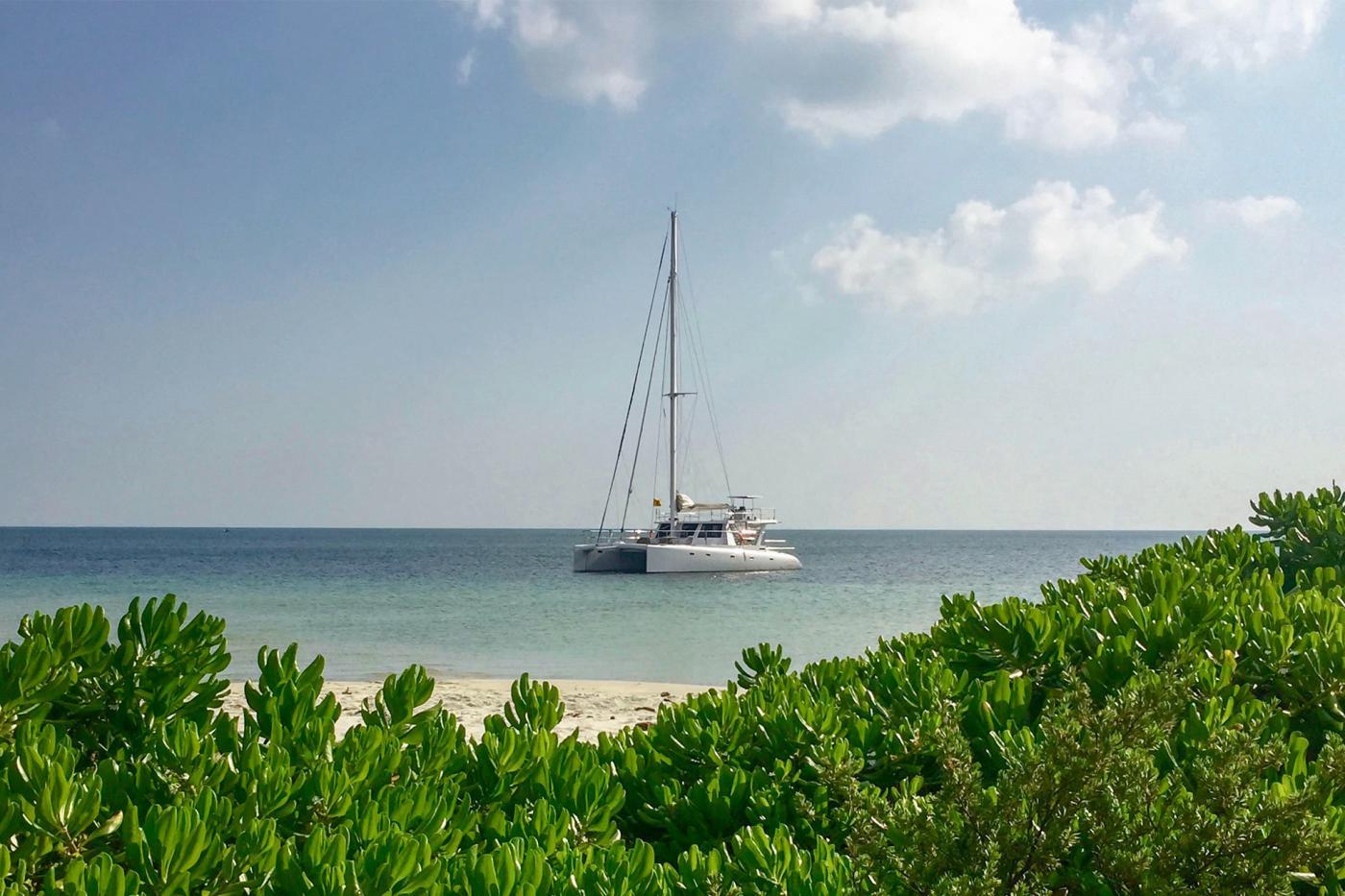 Yachting on the east coast of Sri Lanka