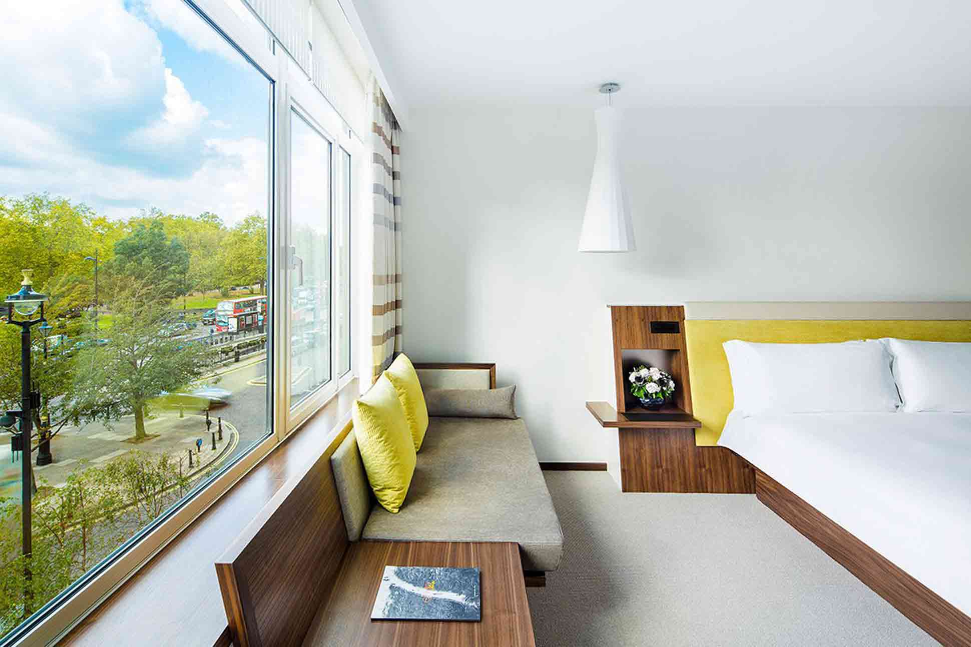 Park view suite at COMO Metropolitan London