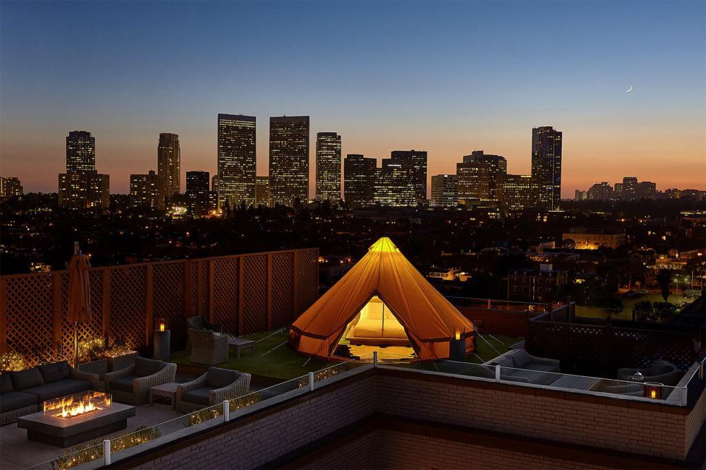 Beverly Wilshire, A Four Seasons Hotel, Beverly Hills, Los Angeles, California, USA