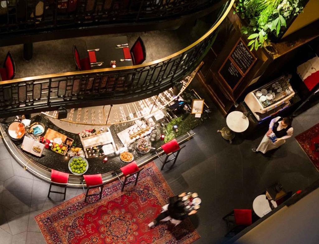 Dining and lobby at Hotel Kungstradgarden Stockholm