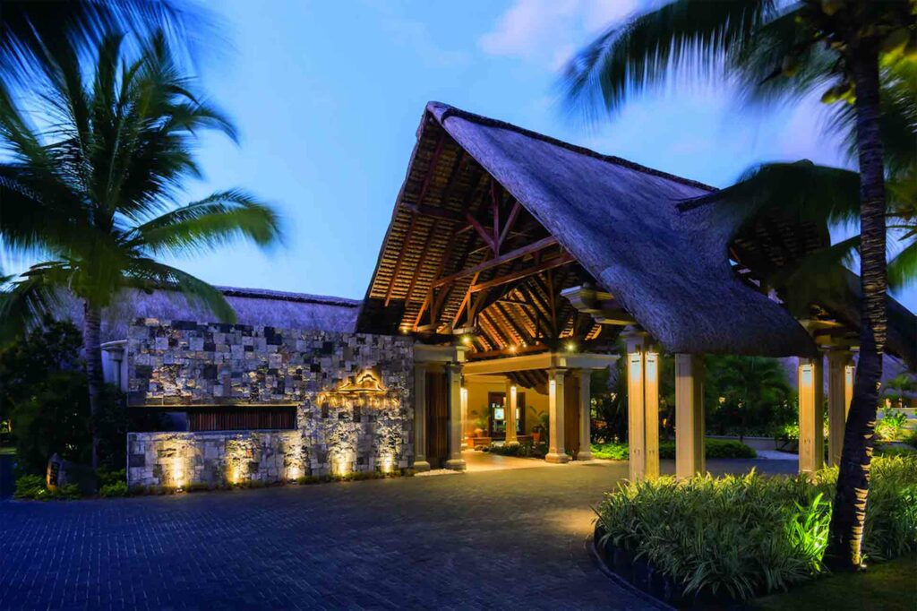 Paradis Beachcomber Resort & Spa, Mauritius exterior