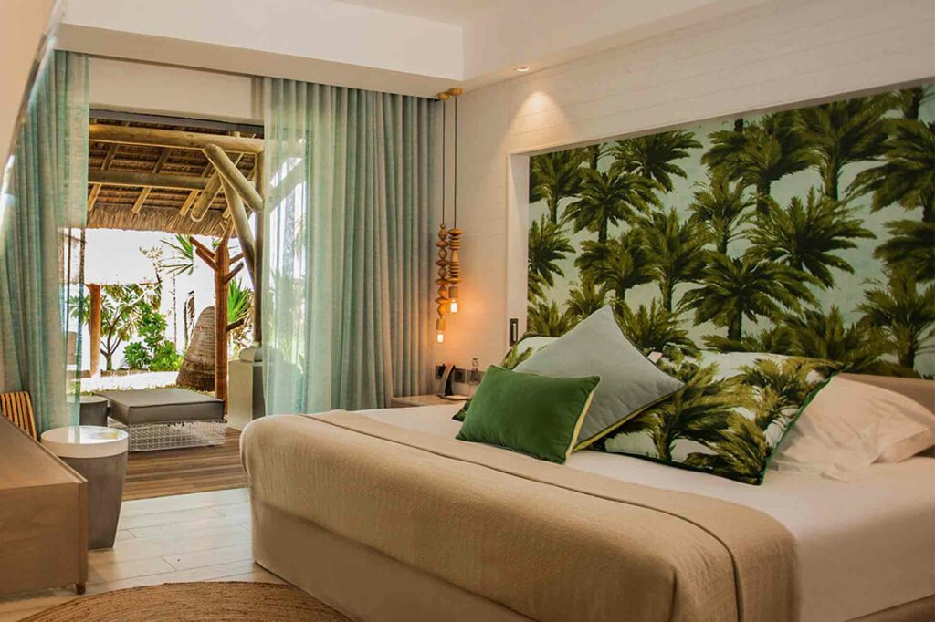 Paradis Beachcomber Resort & Spa, Mauritius suite