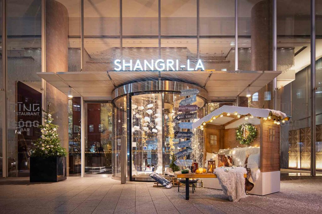 Shangri-la London Ski Lodge Entry