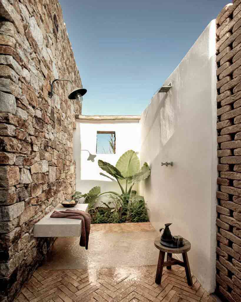 Outdoors shower at The Rooster, Antiparos, Greece