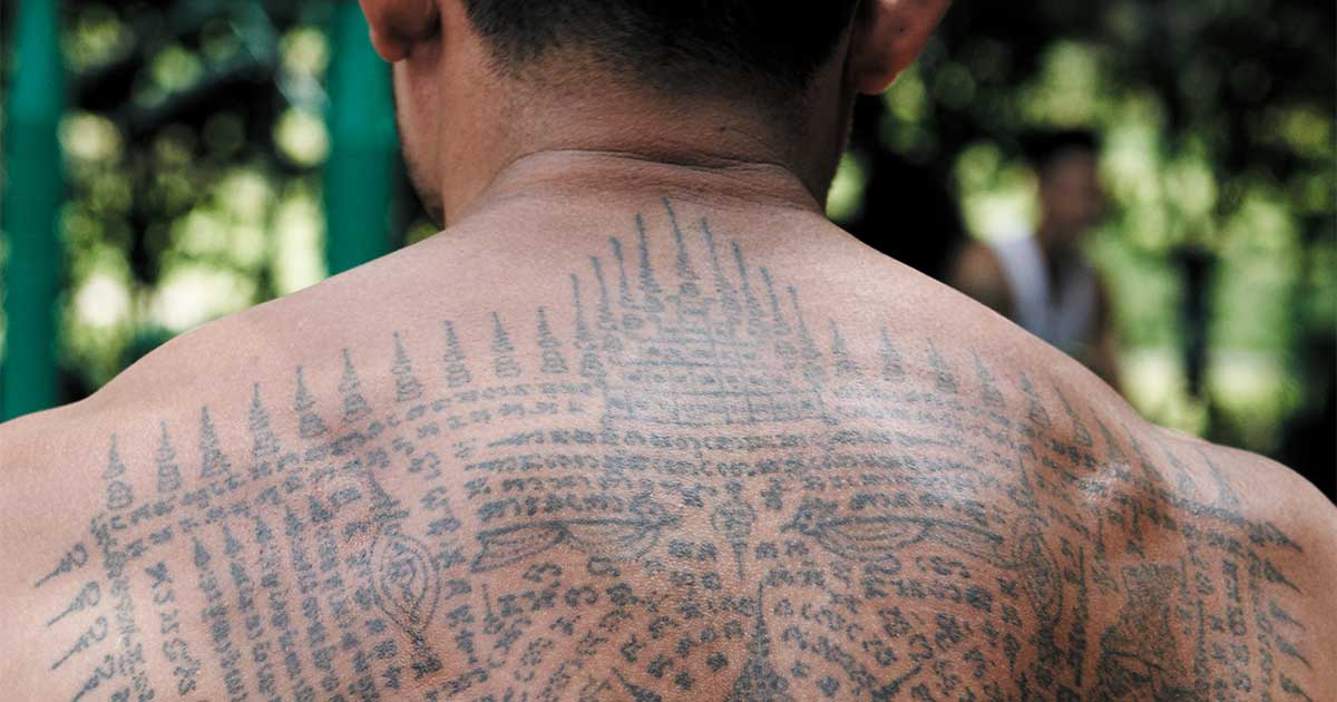 Sak Yant blessed tattoo, a spiritual experience in Thailand - Love and Road