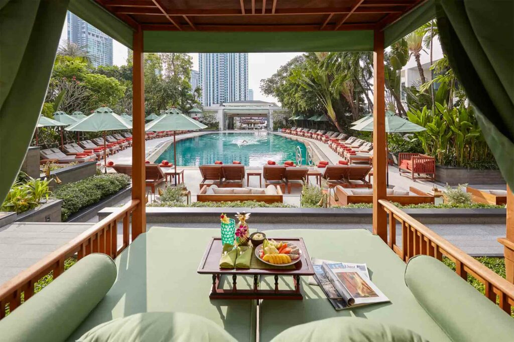 Mandarin Oriental Bangkok Oriental Hotel pool