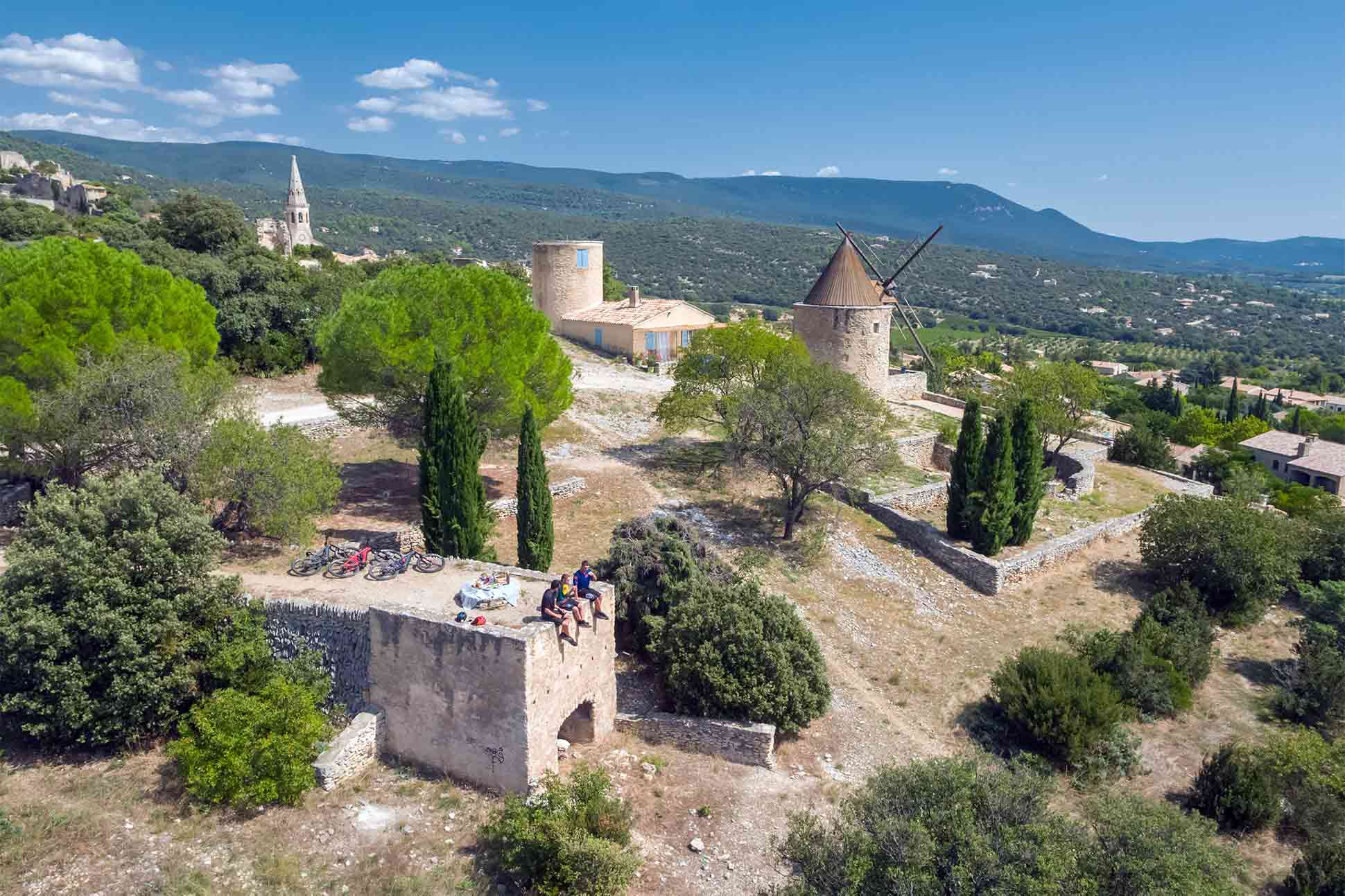 Cycling tour with Coquillade Provence Resort & Spa, France