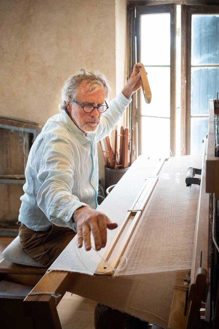 Sam Kasten at work in Charente, France