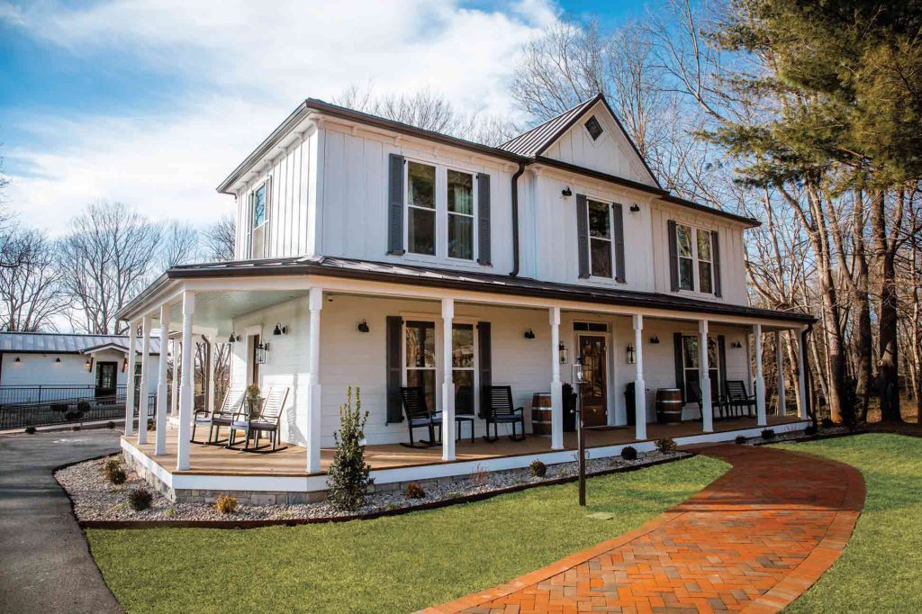 The Homestead at Dant Crossing exterior