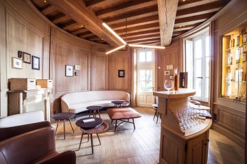 Smoking lounge at Domaine des Etangs, Massignac, France