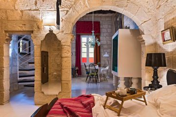 Indulgence Divine Birgu Malta – interior
