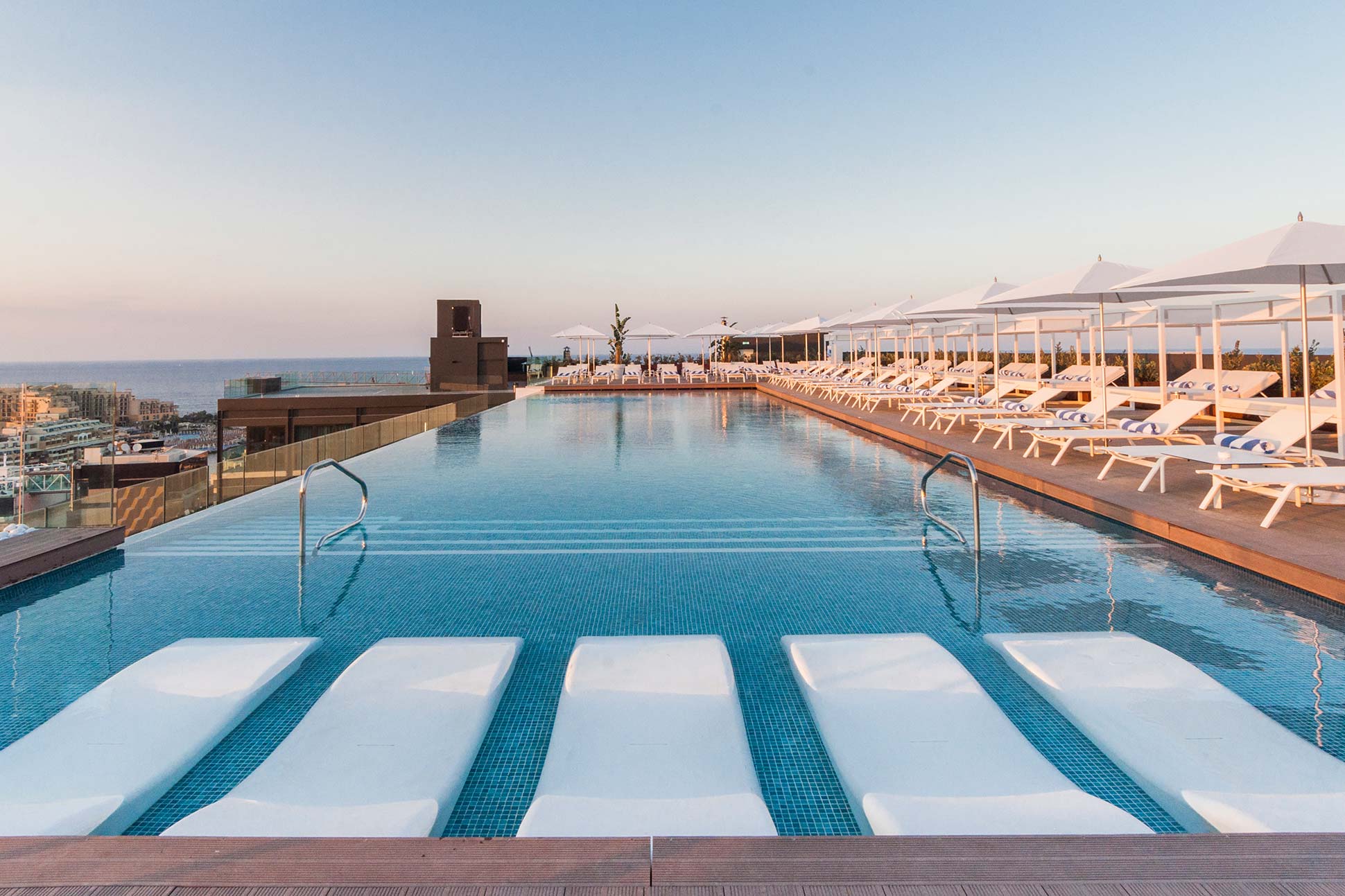 Intercontinental St. Julian's in Malta – Skybeach