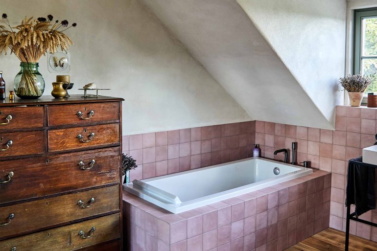 A bathtub at Hof Flieht, Uckermark, Germany