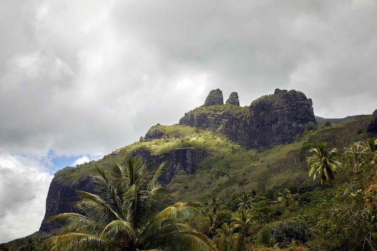 View of mountains in The Islands of Tahiti, French Polynesia