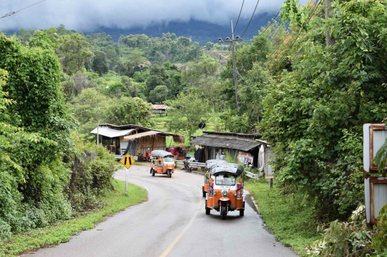 A Chiang Mai tuk-tuk lesson in rural Thailand