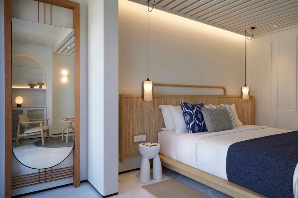 Avant Mar Paros Executive Suite bedroom