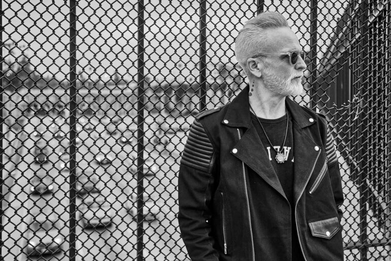 Dax Savage walking the streets of LA.