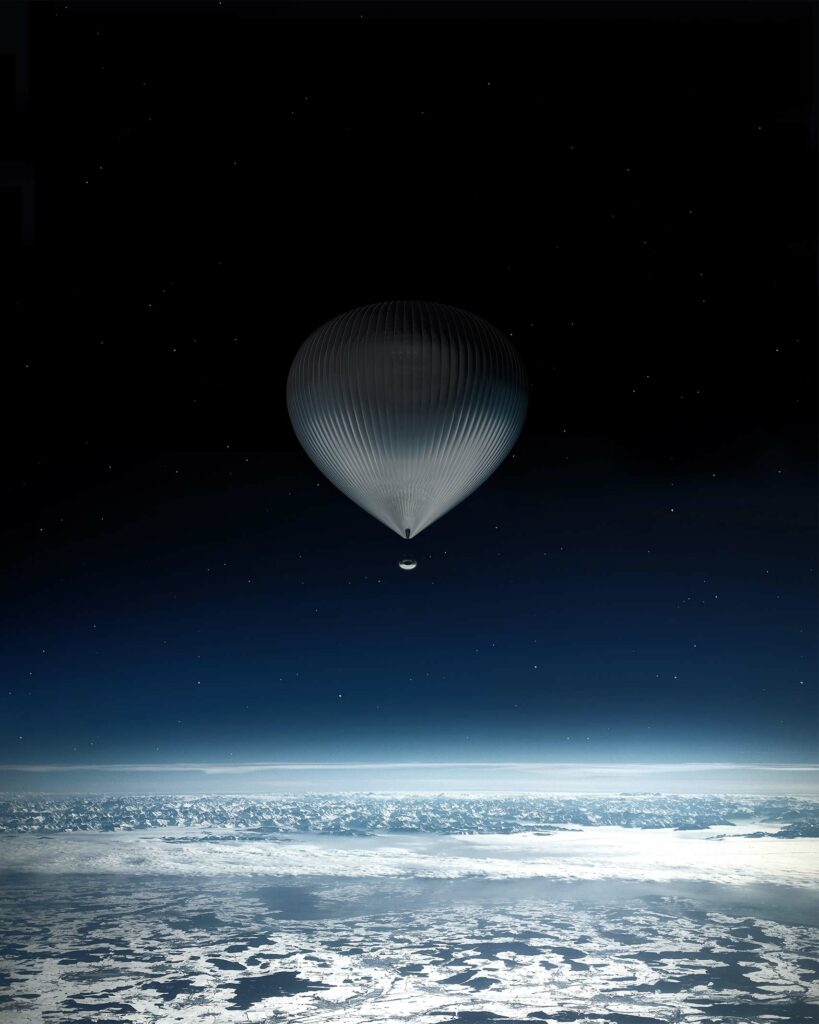 The Zephalto capsule and its balloon in the stratosphere