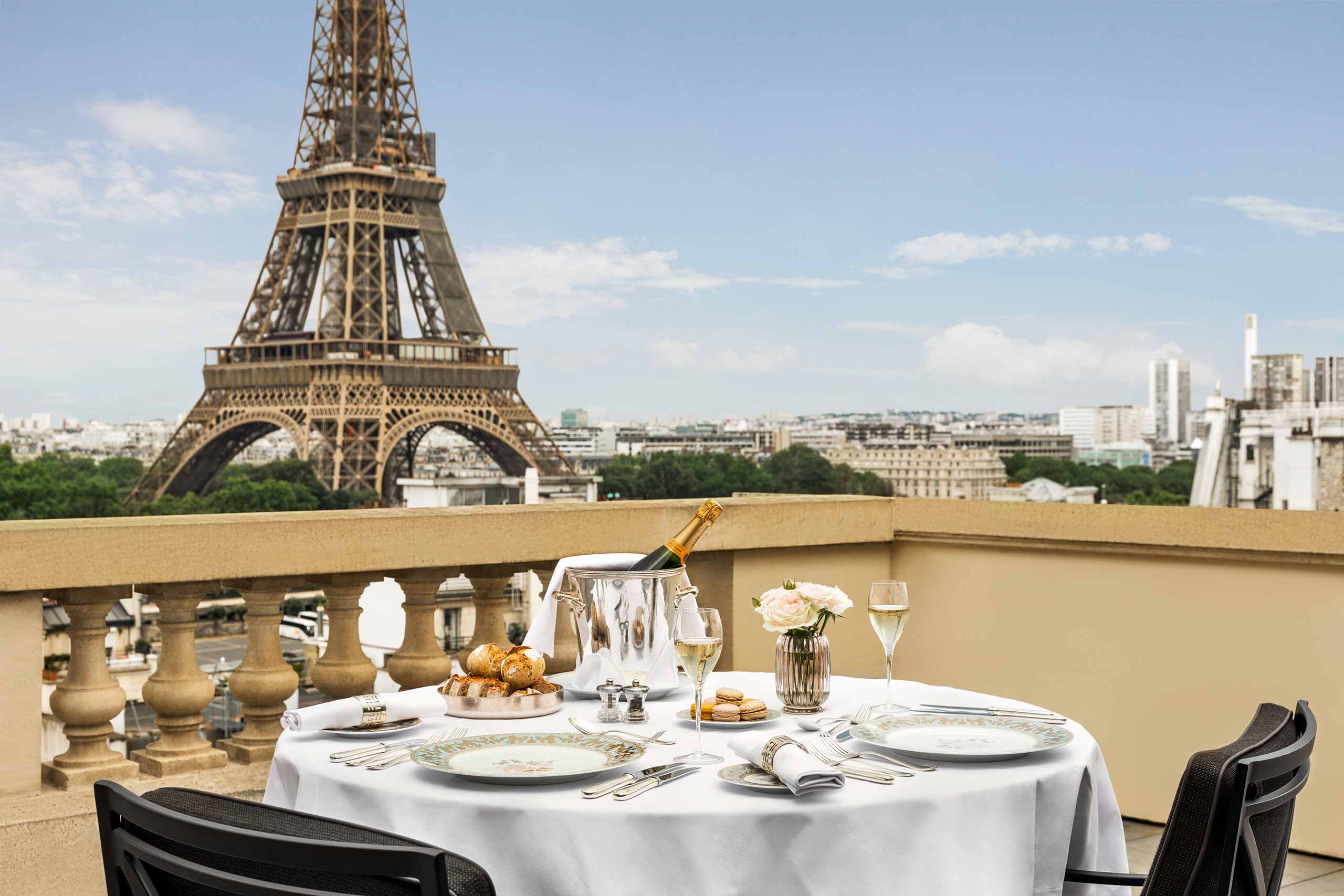 Shangri-La Paris Eiffel tower view