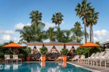 Four Seasons Los Angeles at Beverly Hills pool