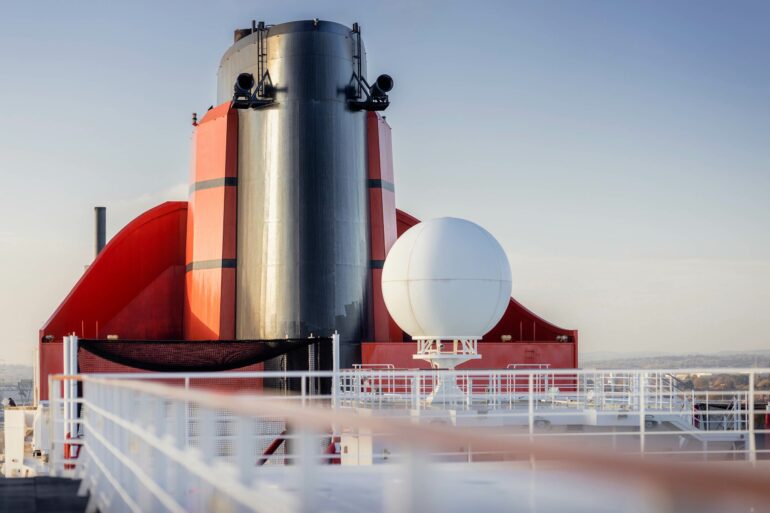 Funnel of the Queen Mary 2, Cunard