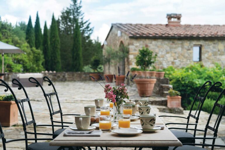 Breakfast outside at Villa Ardore, Tuscany, Italy