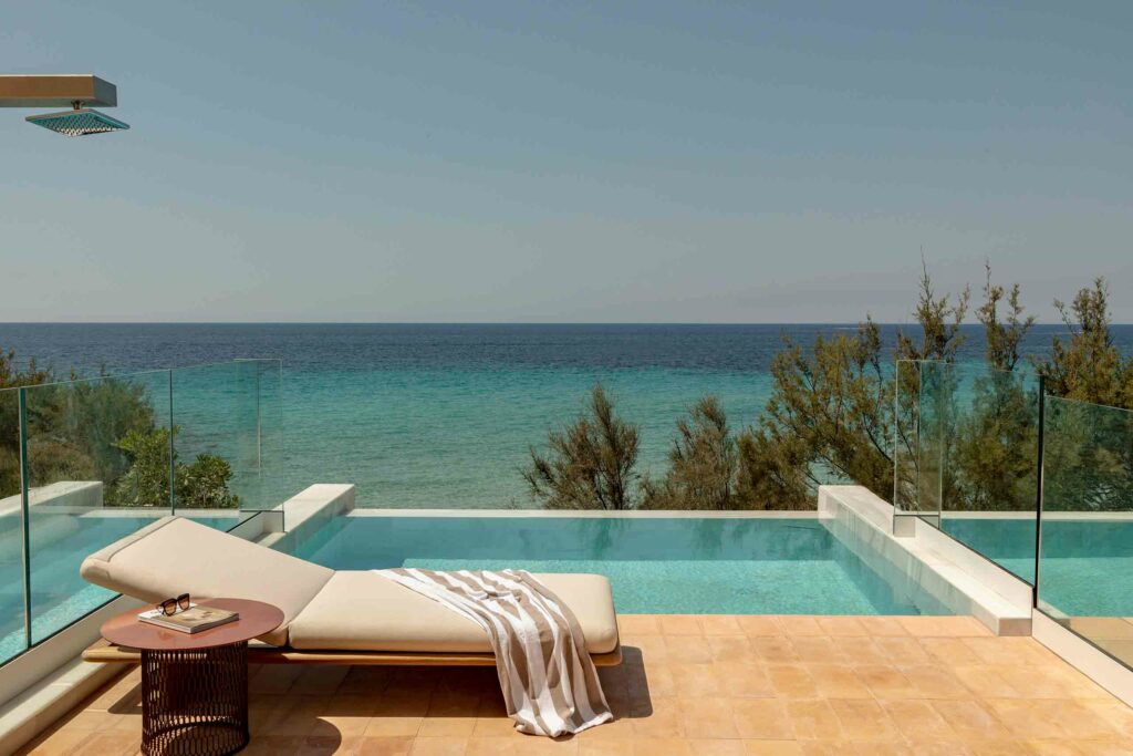 Villa Le Blanc Gran Melia private plunge pool
