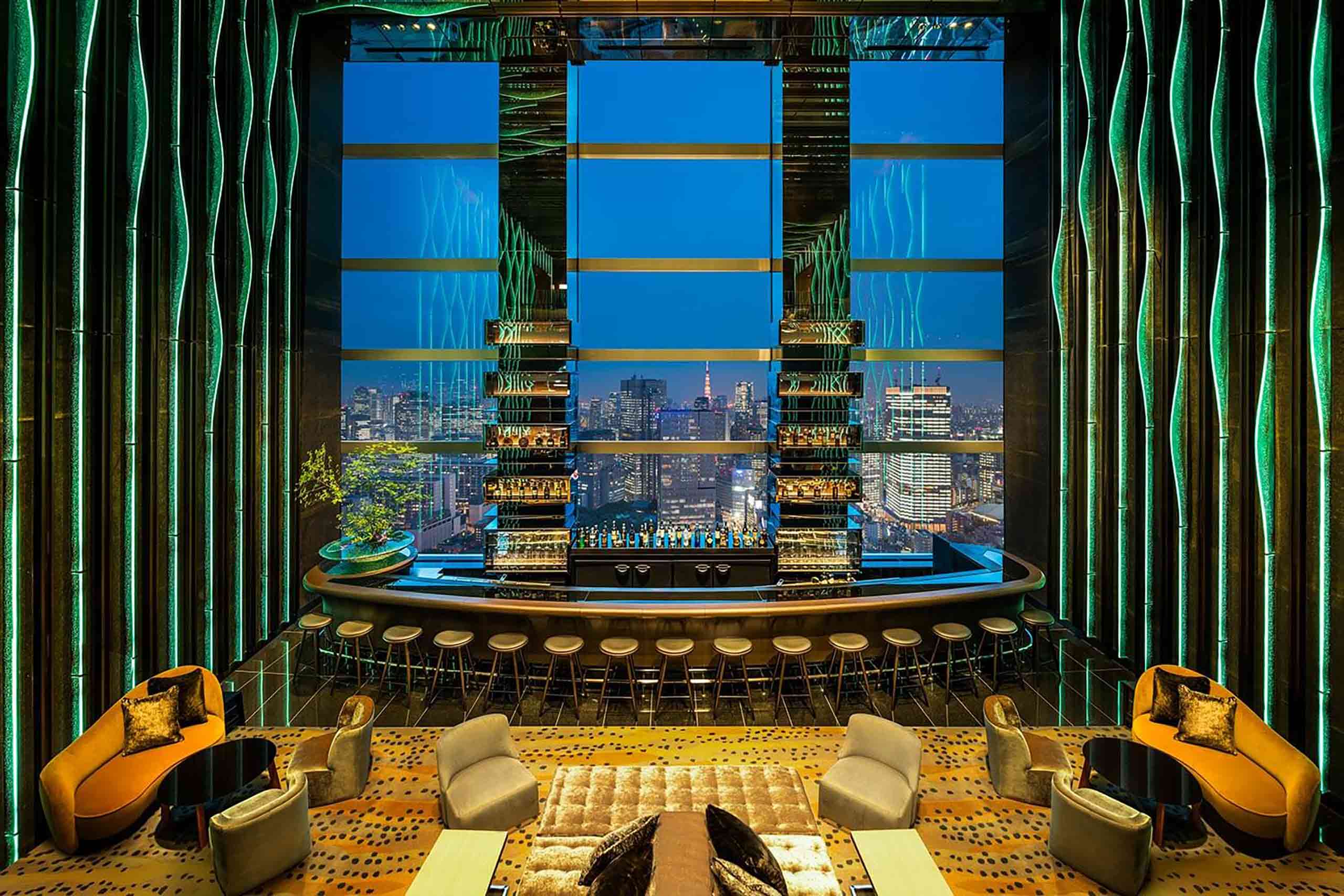Sky Gallery Lounge Levita at Prince Gallery Kioicho in Tokyo