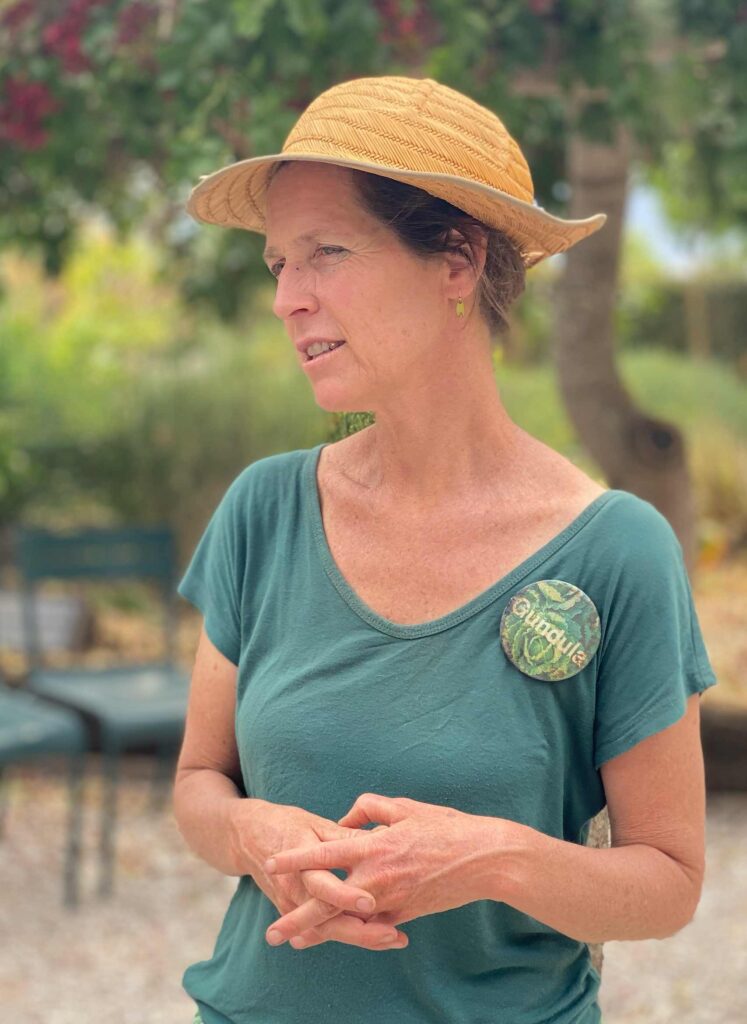 Gundula Deutschlander, master gardener