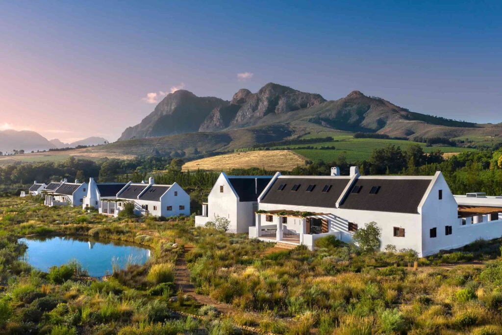 Fynbos Cottages at the foot of Simonsberg mountain