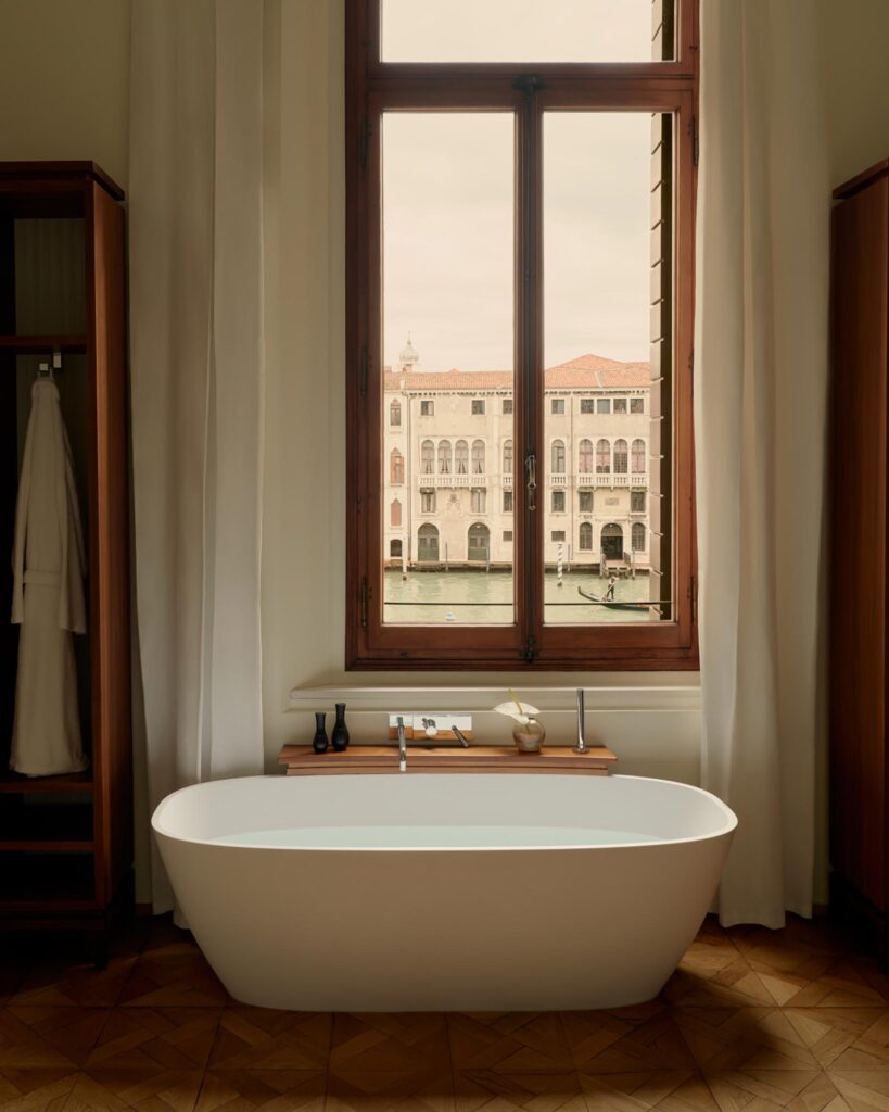 Bath in a bathroom overlooking Venice's Grand Canal