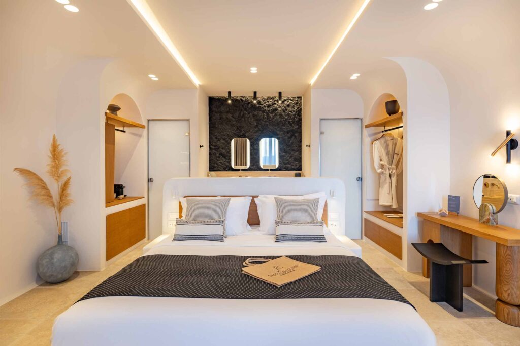 Cave Suite layout at Santo Mine, Oia, Santorini
