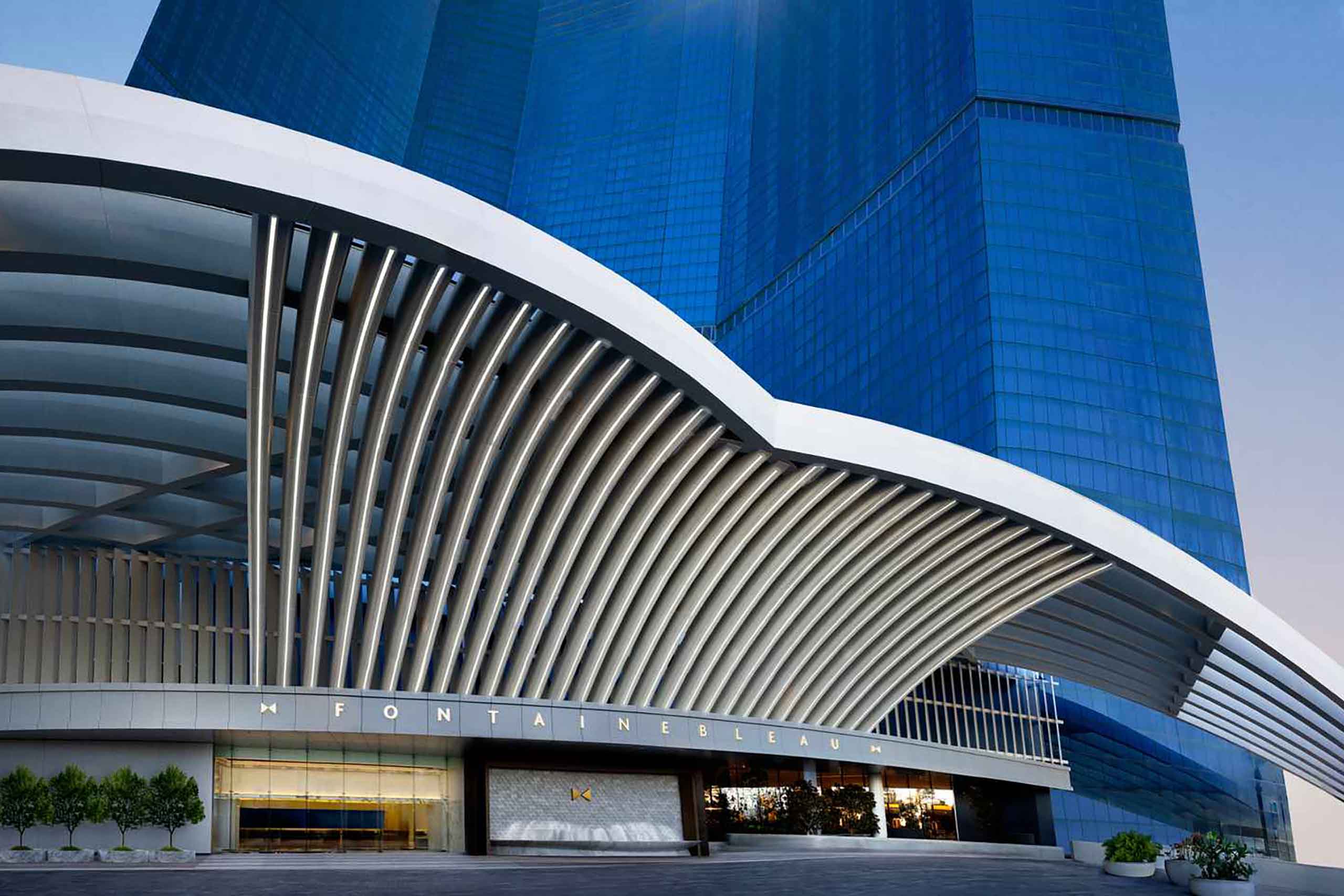 White whalebone like structure over the arrival foyer/porch of the Fontainebleau Las Vegas