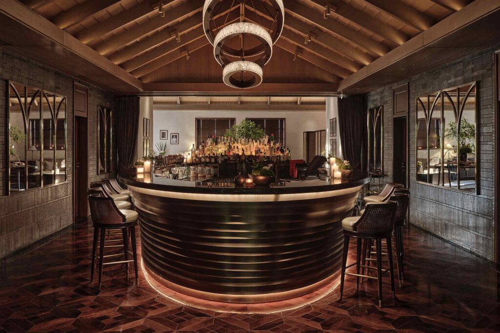 The stylish round Le Bar at Le Comptoir de Pierre Gagnaire restaurant